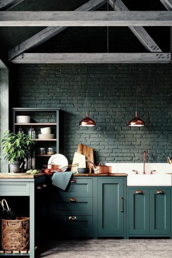 30x Donkergroene muur Wooninspiratie