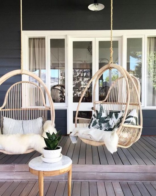 weduwe Norm Schaar Egg chair op balkon – Wooninspiratie