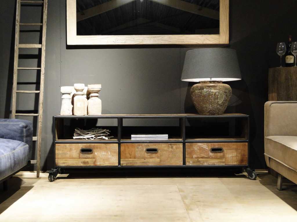 reservering onbetaald Array Stoere TV meubel met hout en staal – Wooninspiratie